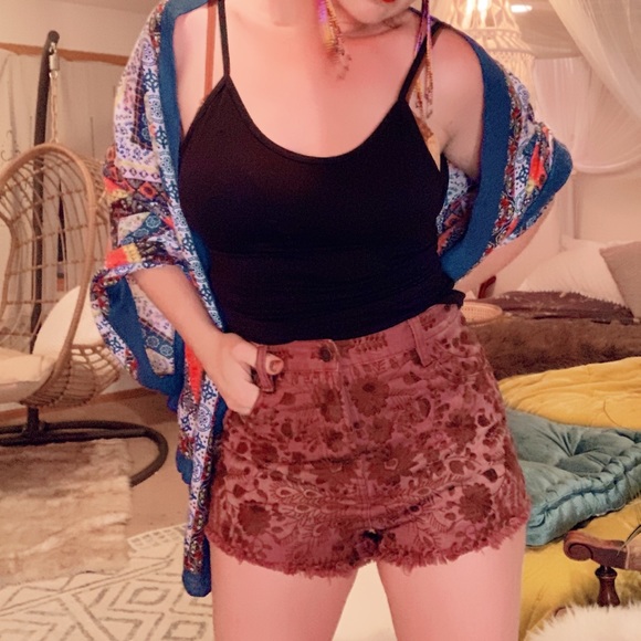 Free People shorts maroon high waisted cut off - Picture 4 of 8
